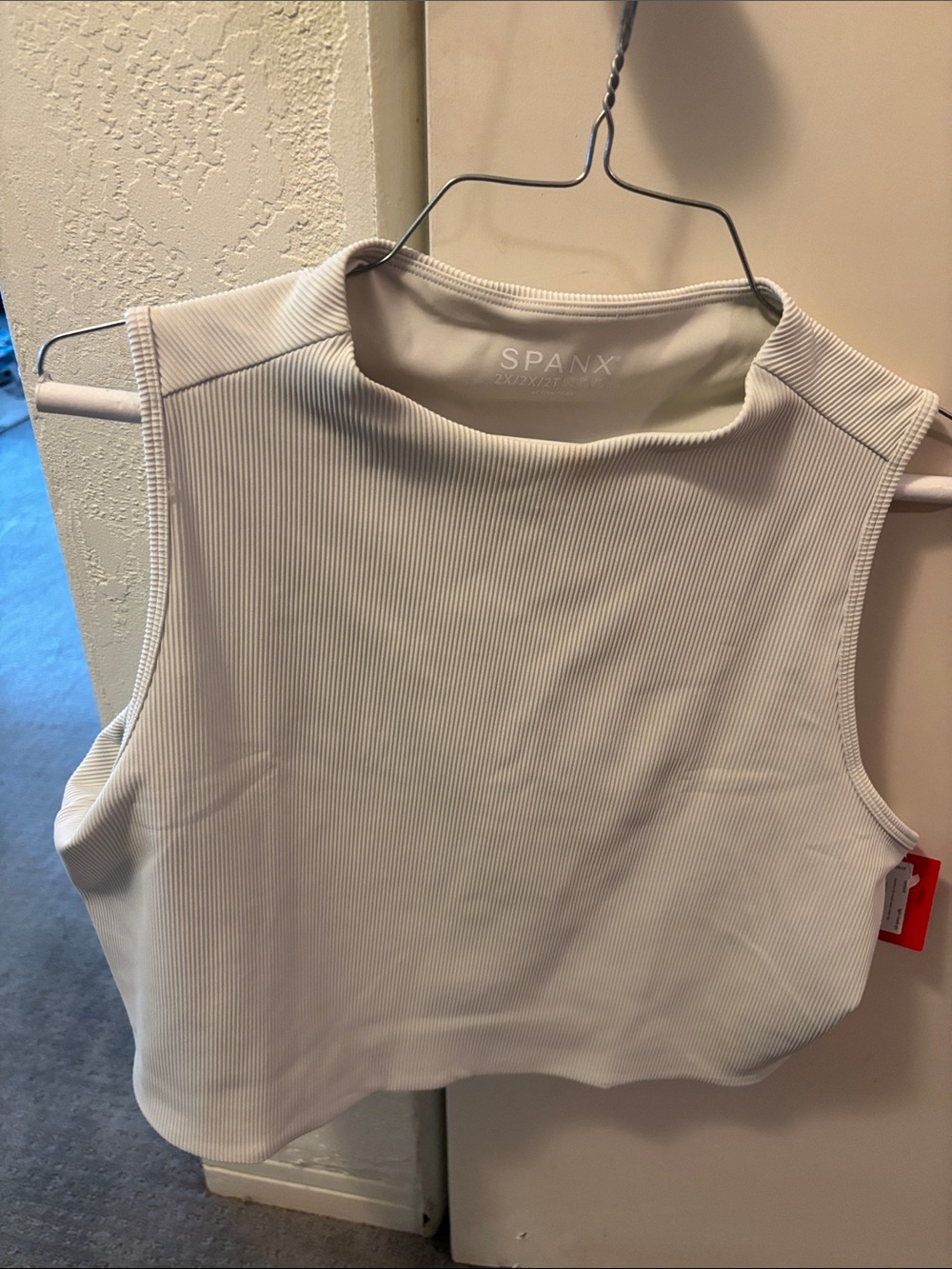 NWT - SPANX Cream Ribbed Sleeveless Crop Top